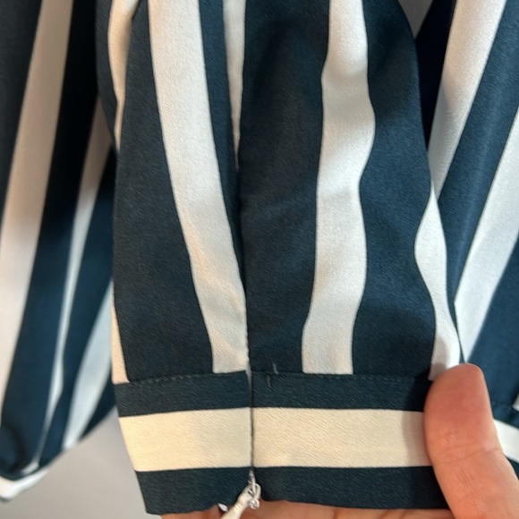 CRISS CROSS CROPPED STRIPED BLOUSE BY Diesel Size Small - Picture 5 of 9